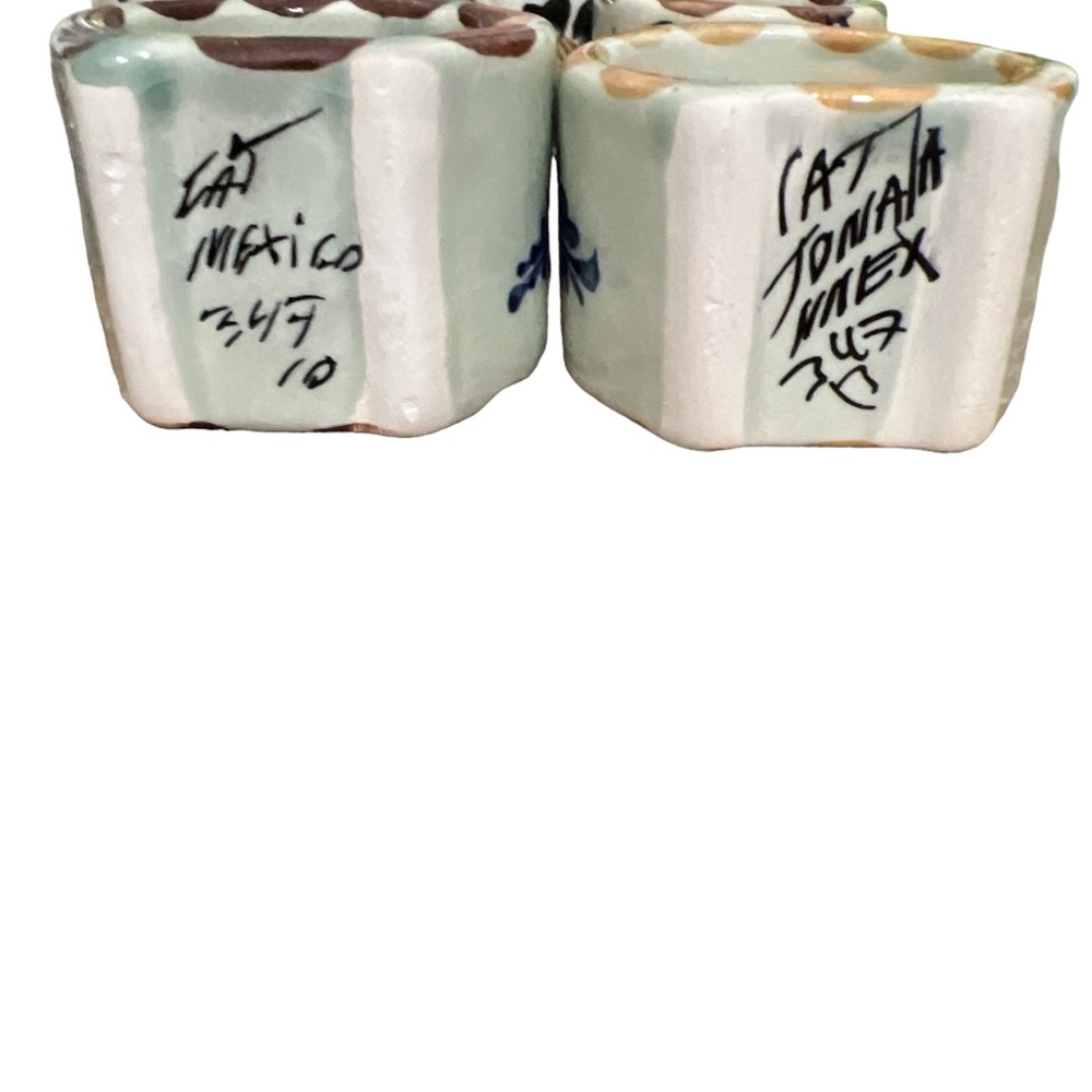Hand Painted Napkin Holders. - Picture 7 of 9